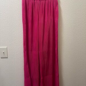 PrettyLittleThing Pink Pleated Pants
